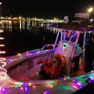 holidayboatparadetarpon.jpg