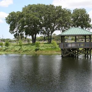 Glen Oaks Park